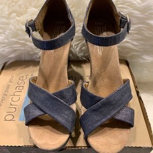 TOMS WEDGE SANDALS WOMEN’S 8.5